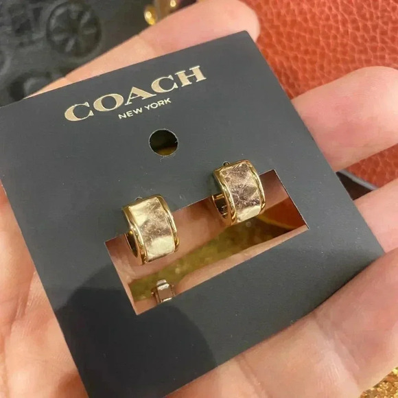 COACH HUGGIE EARRINGS 6108 GD/HA - Picture 1 of 4